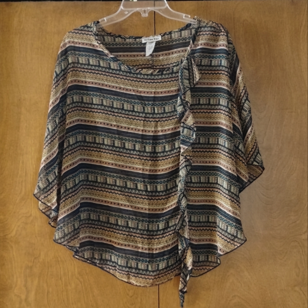 Uptown Vibes Vintage Sheer Shawl / Cover/poncho